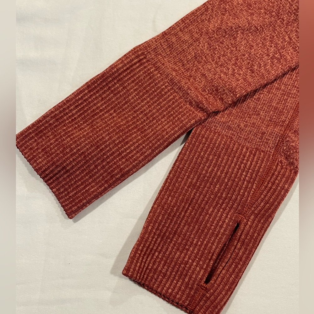Lululemon | Rest Less Pullover | Size 8 - Picture 8 of 11